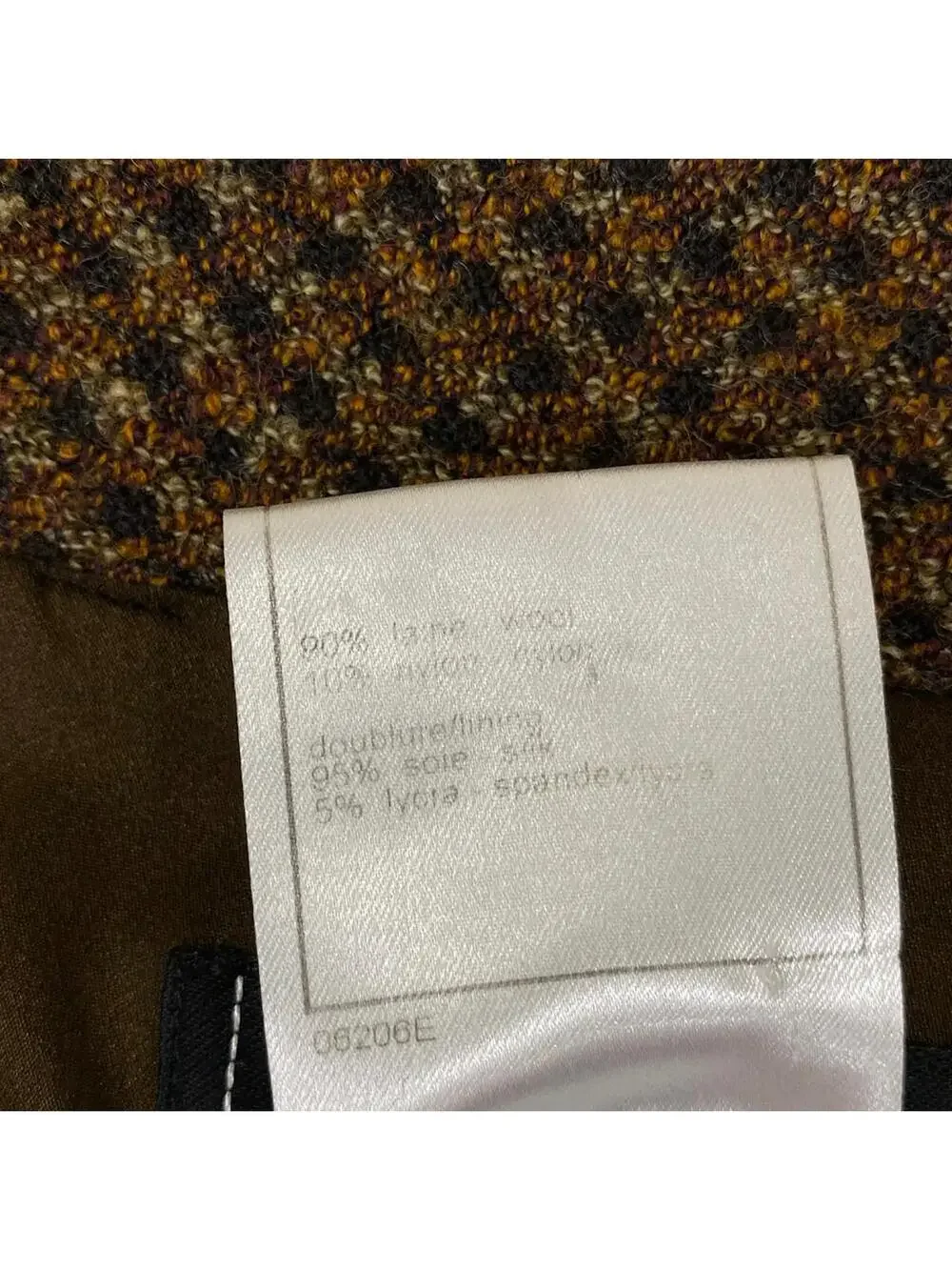 Chanel Dark Brown Outer Fabric] Wool #300026C64B